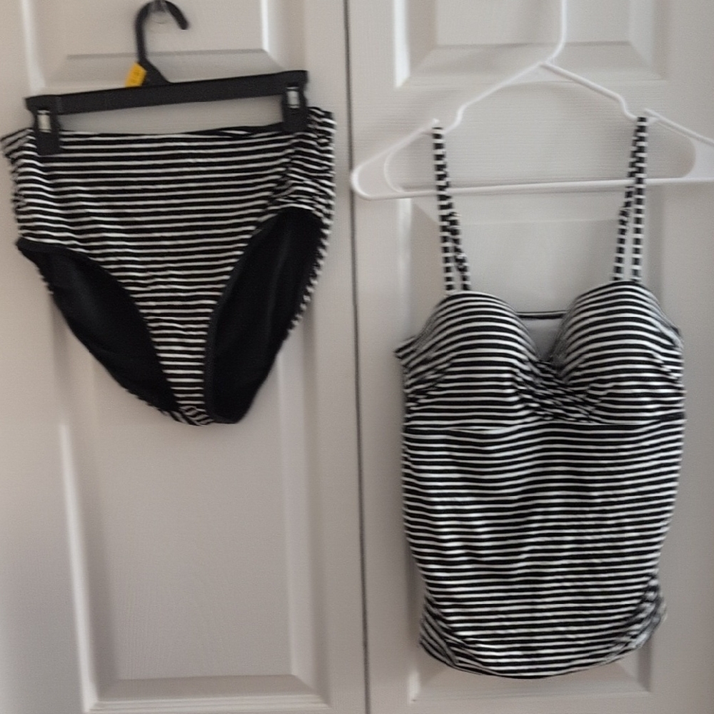 Apt. 9 Black and White Striped Swim Set